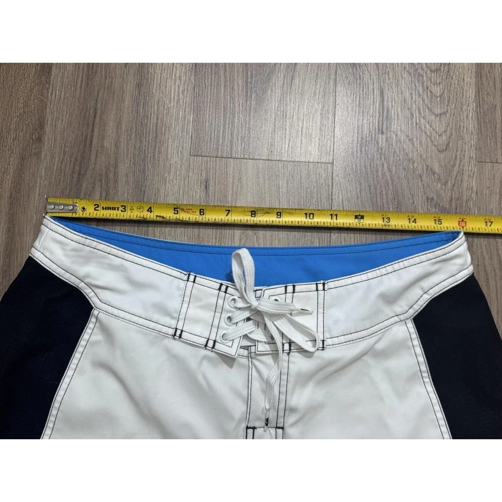 Y2K Vintage Quicksilver Colorblock Board Shorts Men's Size 33